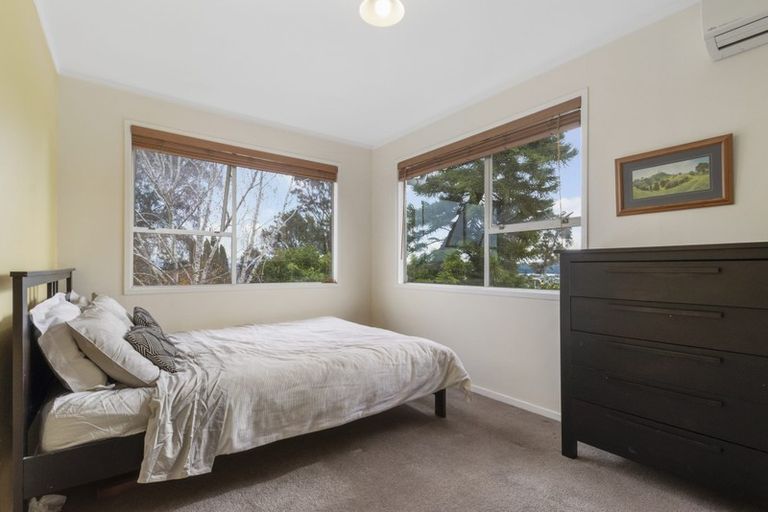 Photo of property in 1/12 Steen Place, Mangere Bridge, Auckland, 2022