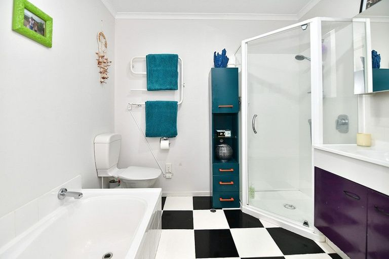 Photo of property in Santa Rosa, 21/340 Gulf Harbour Drive, Gulf Harbour, Whangaparaoa, 0930