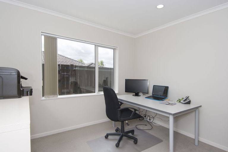 Photo of property in 39 Galloway Crescent, Pyes Pa, Tauranga, 3112