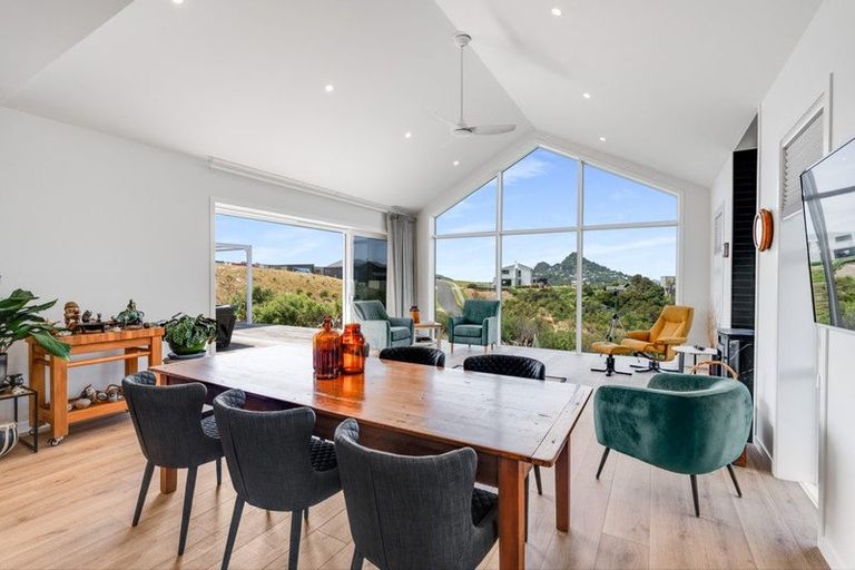 Photo of property in 17 Azimuth Road, Tairua, 3508