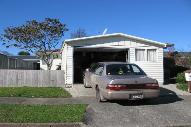 Photo of property in 12 Lockhart Avenue, Milson, Palmerston North, 4414