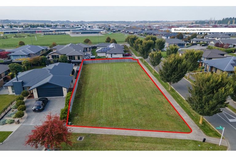 Photo of property in 4 Hikuraki Street, Pegasus, 7612