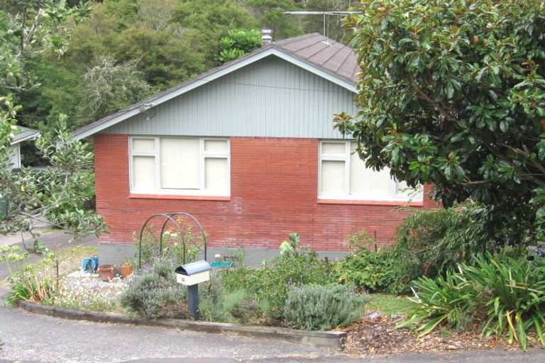 Photo of property in 12 Park Road, Glenfield, Auckland, 0629