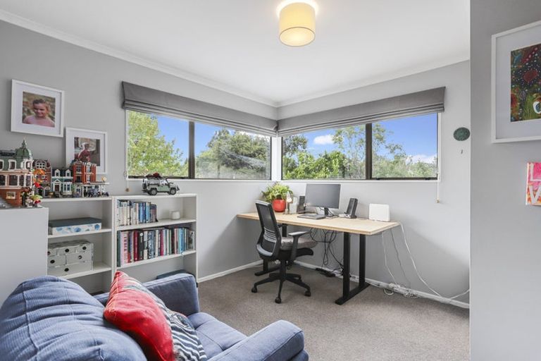 Photo of property in 8 Jays Road, Titirangi, Auckland, 0604