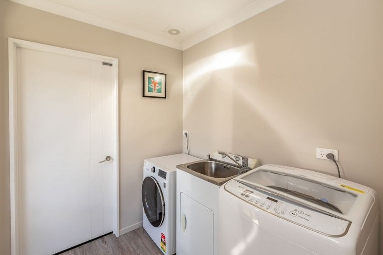 Photo of property in 1 Louis Lane, Rolleston, 7614