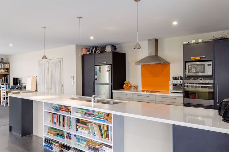 Photo of property in 18 Heyders Road, Spencerville, Christchurch, 8083