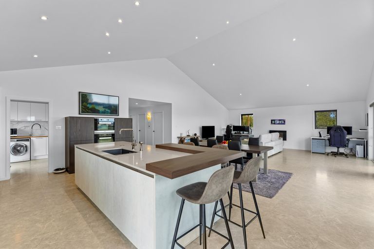 Photo of property in 1498 Oneriri Road, Kaiwaka, 0573