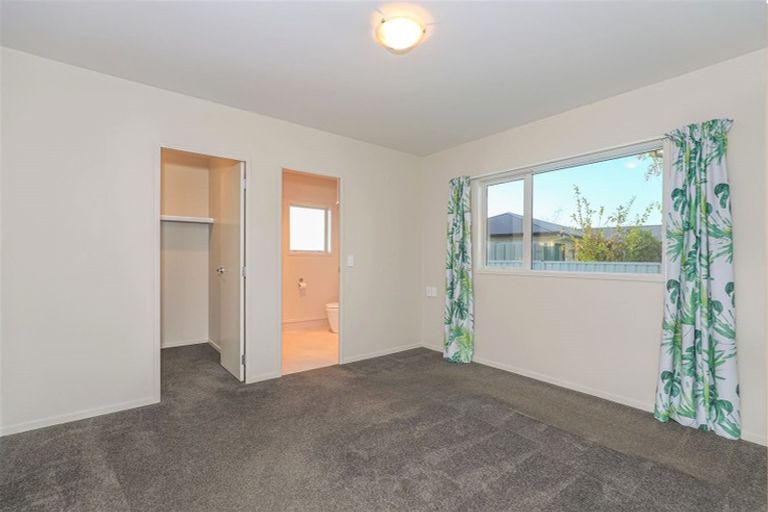 Photo of property in 14 Harlock Place, Huntly, 3700