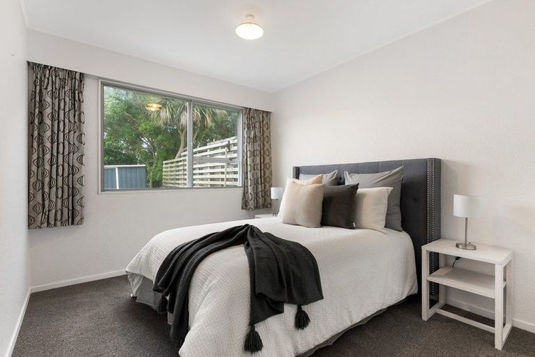 Photo of property in 3 Brydon Way, Paparangi, Wellington, 6037