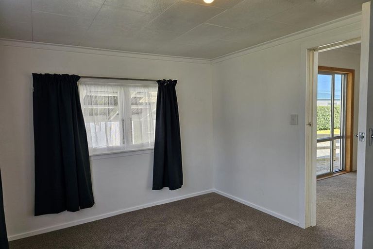 Photo of property in 15 Main Road, Whataroa, 7886