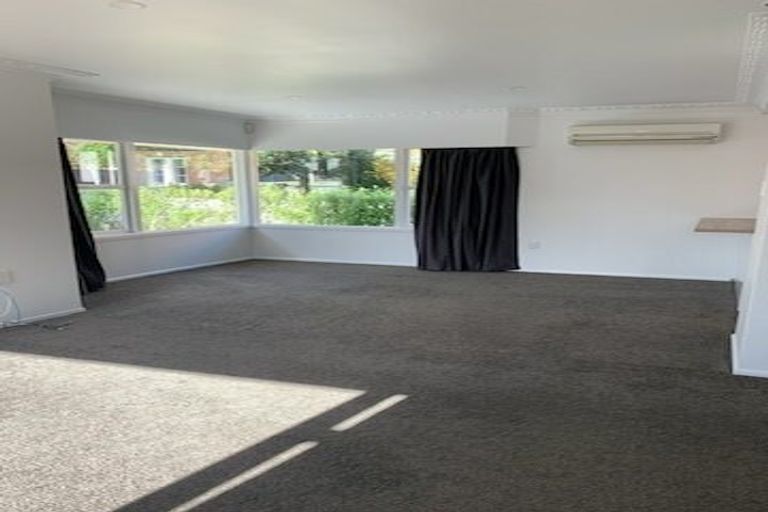 Photo of property in 11 Knighton Road, Hillcrest, Hamilton, 3216