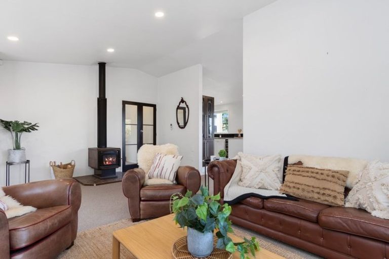 Photo of property in 73 Goods Road, Otumoetai, Tauranga, 3110