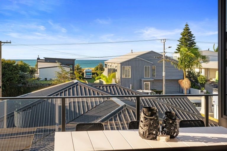 Photo of property in 1024b Papamoa Beach Road, Papamoa Beach, 3118