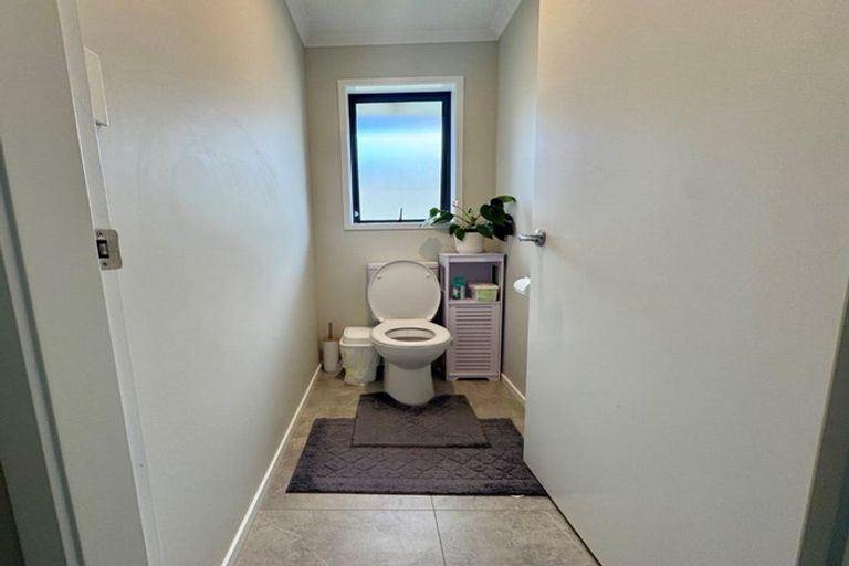 Photo of property in 9a Waghorn Street, Pyes Pa, Tauranga, 3112
