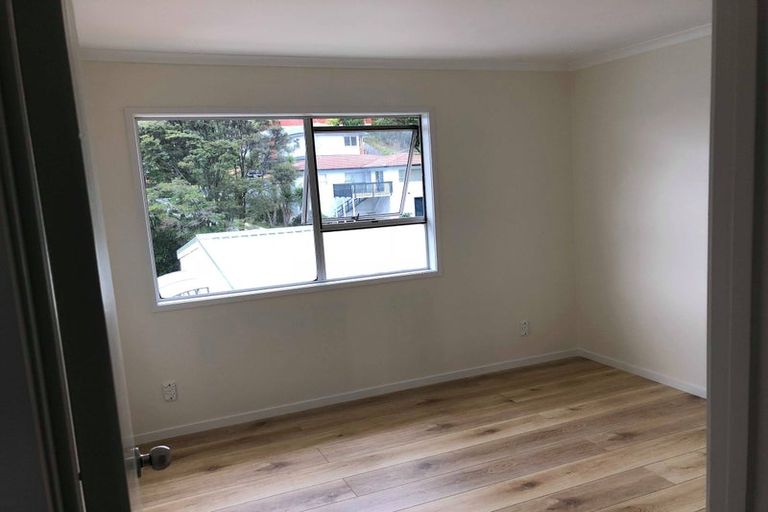 Photo of property in 17 Sapphire Place, Bayview, Auckland, 0629