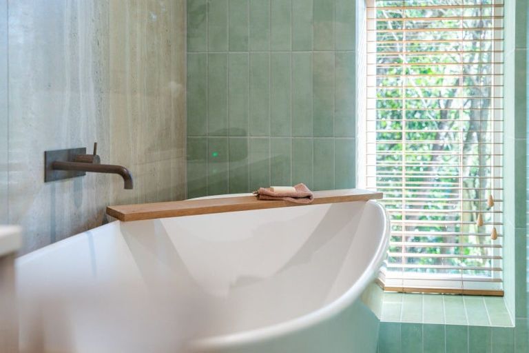 Photo of property in 12 Highland Crescent, Wadestown, Wellington, 6012