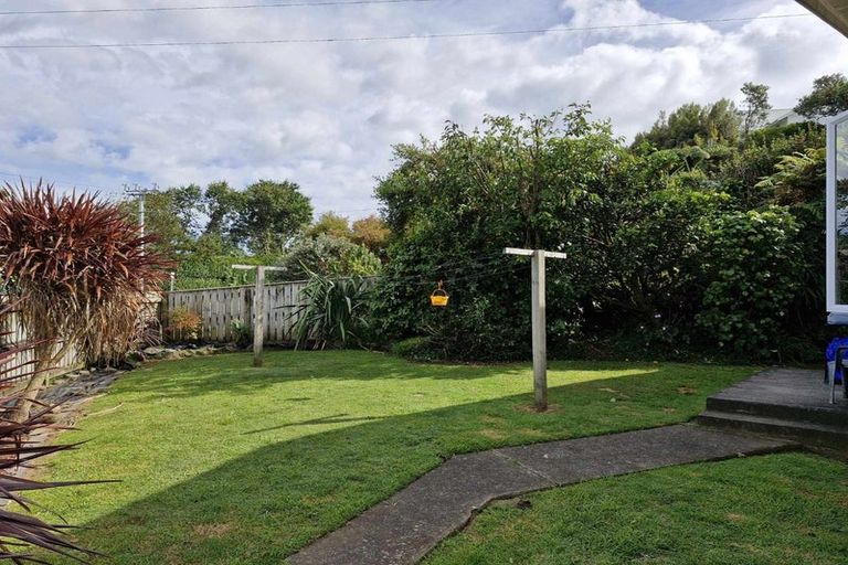 Photo of property in 3 Upjohn Street, Brooklands, New Plymouth, 4310