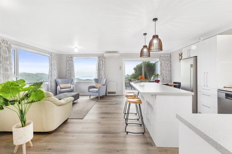 Photo of property in 7 Orissa Crescent, Broadmeadows, Wellington, 6035