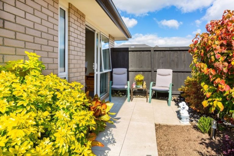Photo of property in 4/5 Kennedys Bush Road, Halswell, Christchurch, 8025