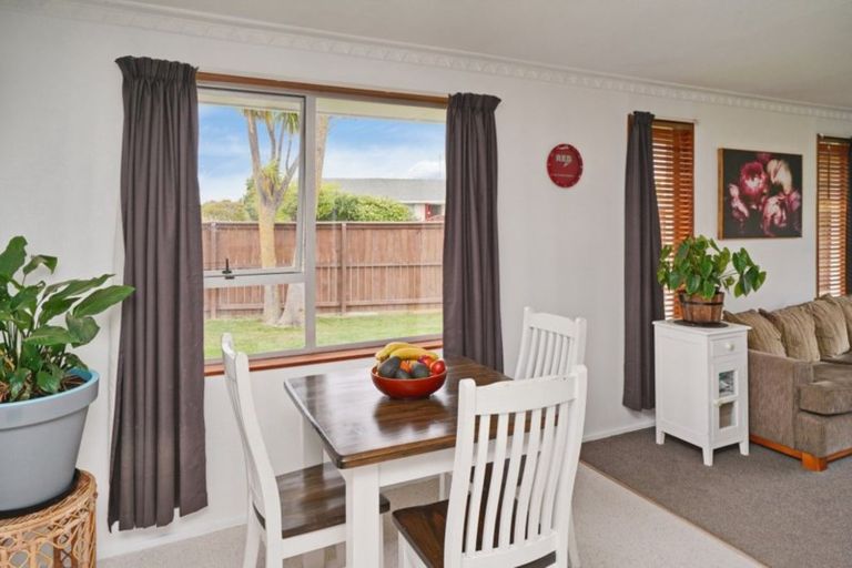 Photo of property in 2 Bush Street, Rangiora, 7400