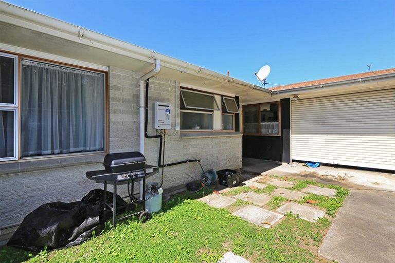 Photo of property in 1/505b Southland Road, Hastings, 4122