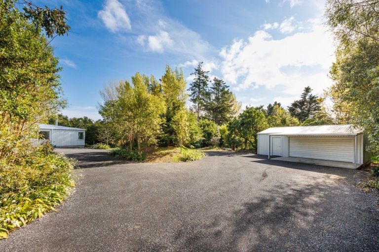 Photo of property in 849b Makerua Road, Tokomaru, Palmerston North, 4474