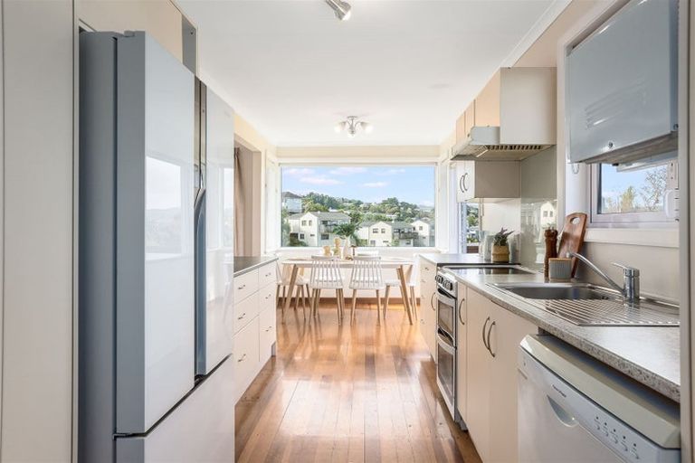 Photo of property in 22 Jillett Street, Titahi Bay, Porirua, 5022