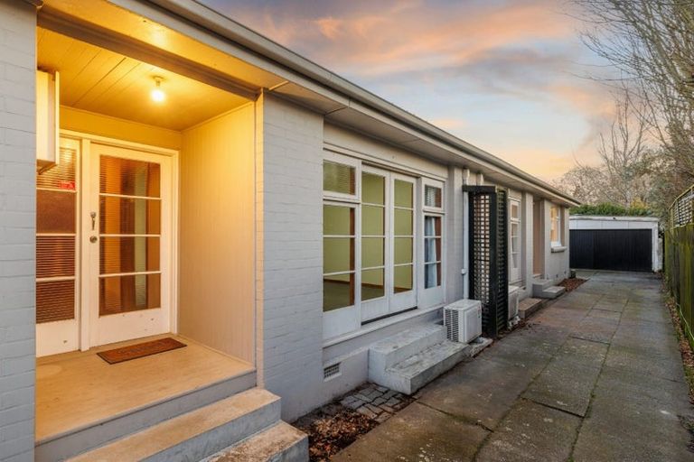 Photo of property in 1/27 Devonport Lane, St Albans, Christchurch, 8014