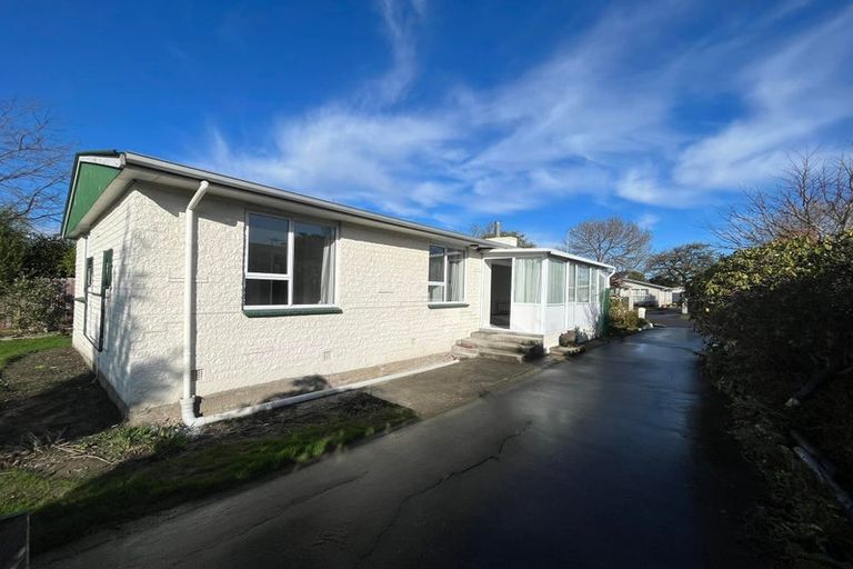 Photo of property in 4 Saffron Street, Bryndwr, Christchurch, 8053