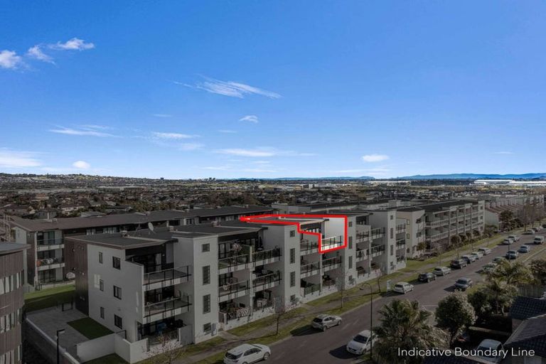 Photo of property in 17/11 Carlos Drive, Flat Bush, Auckland, 2016