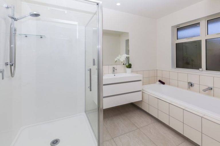 Photo of property in 44 Condell Avenue, Papanui, Christchurch, 8053