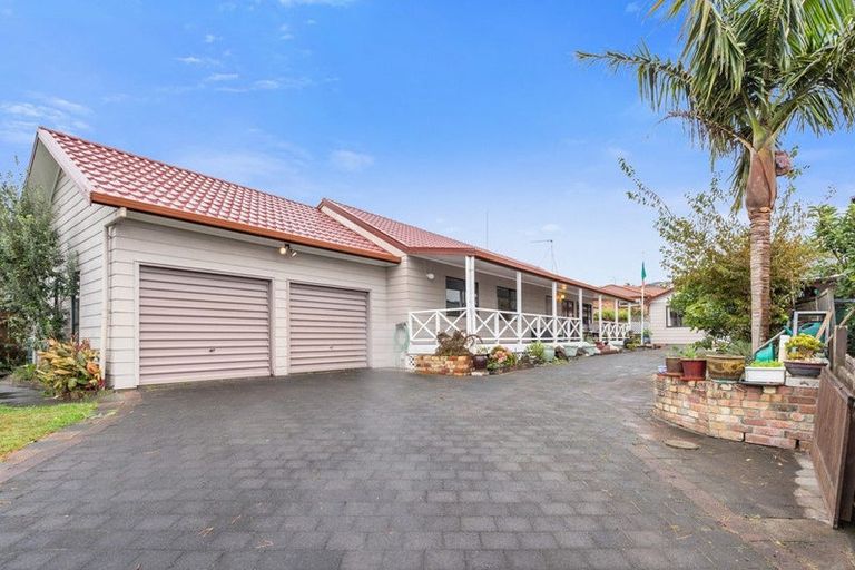 Photo of property in 143 Florence Avenue, Orewa, 0931