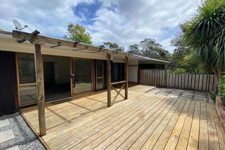 Photo of property in 3/17 Paris Place, Birkenhead, Auckland, 0626