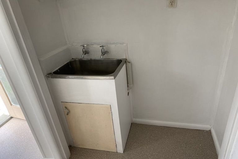 Photo of property in 3/27 Opoia Road, Hamilton East, Hamilton, 3216