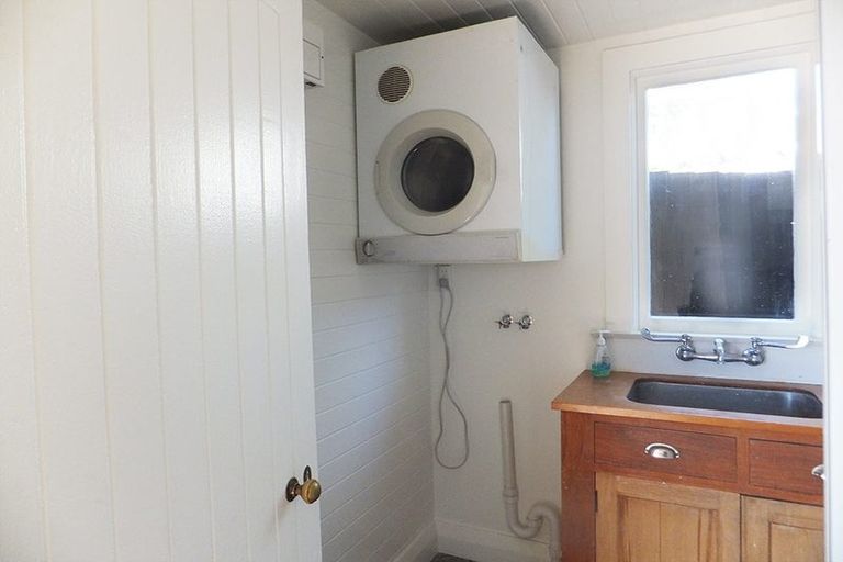 Photo of property in 85 Saint Andrews Hill Road, Mount Pleasant, Christchurch, 8081