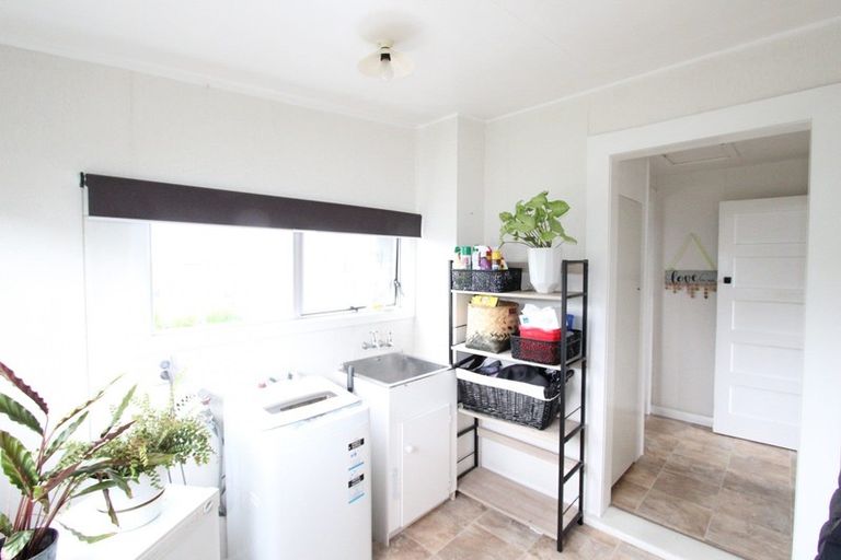 Photo of property in 49 Tyndall Street, Pahiatua, 4910