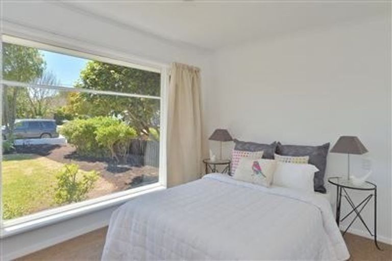 Photo of property in 384 Ilam Road, Bryndwr, Christchurch, 8053