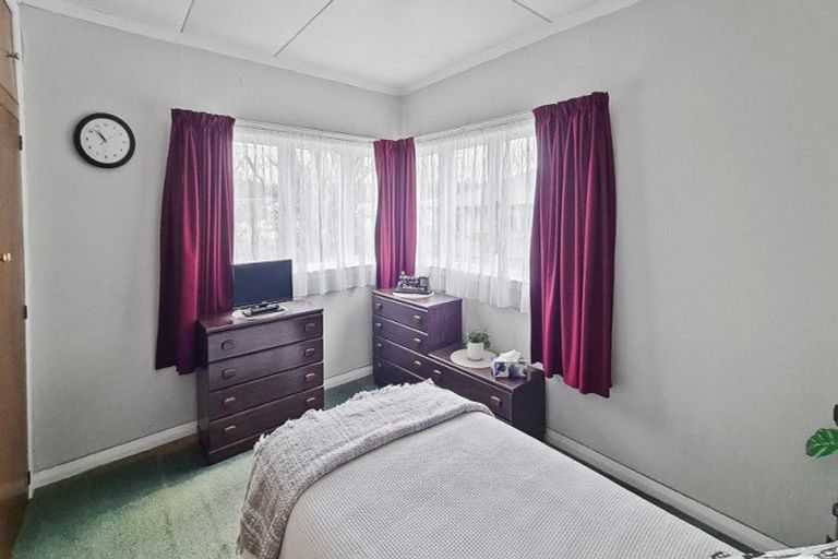 Photo of property in 16 Seabury Avenue, Foxton Beach, Foxton, 4815