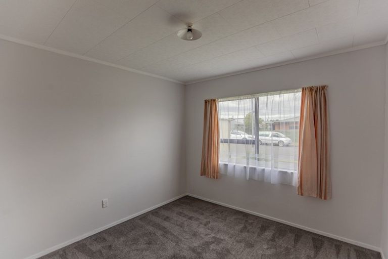 Photo of property in 6 Blundell Avenue, Waipukurau, 4200