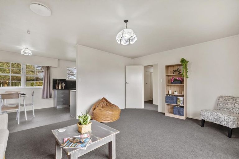 Photo of property in 22 Browning Crescent, Owhata, Rotorua, 3010