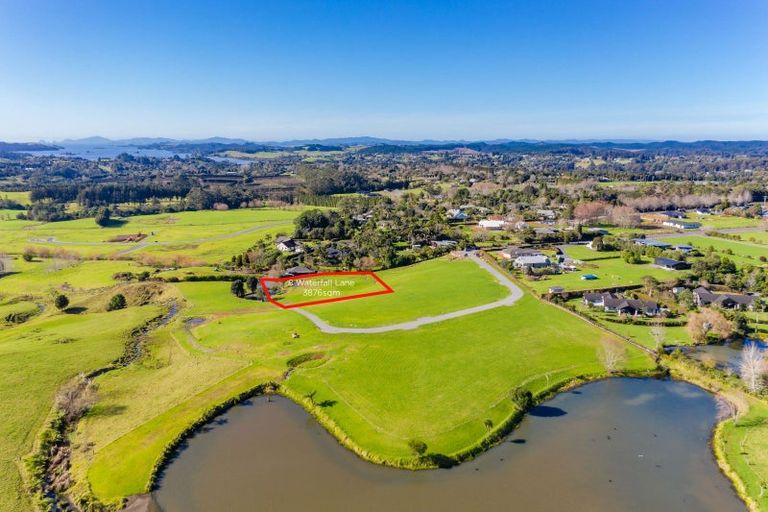 Photo of property in 8 Waterfall Lane, Kerikeri, 0230