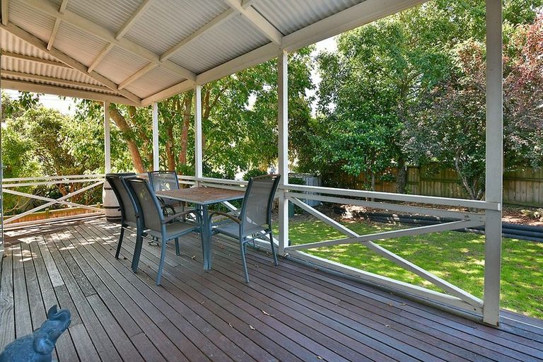 Photo of property in 1 Garfield Road, Helensville, 0800