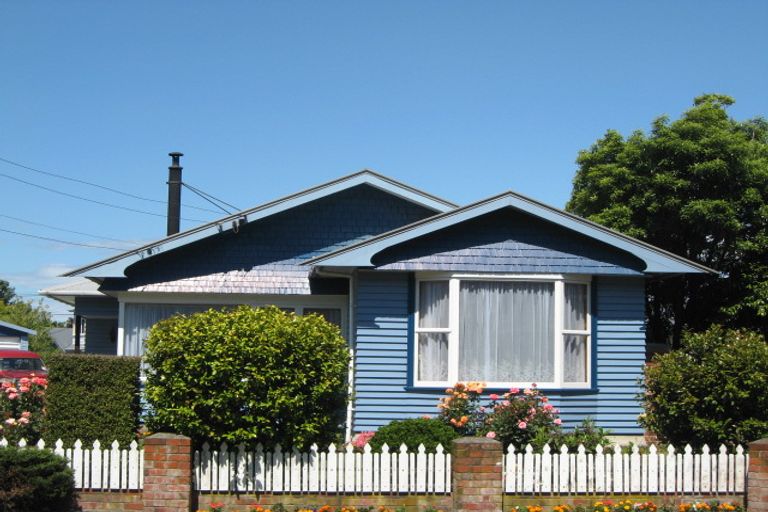 Photo of property in 184 Stapletons Road, Richmond, Christchurch, 8013