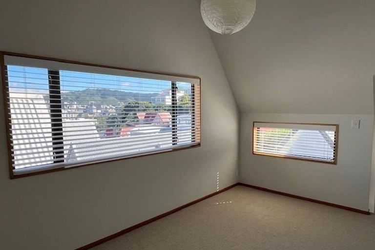 Photo of property in 94 Majoribanks Street, Mount Victoria, Wellington, 6011