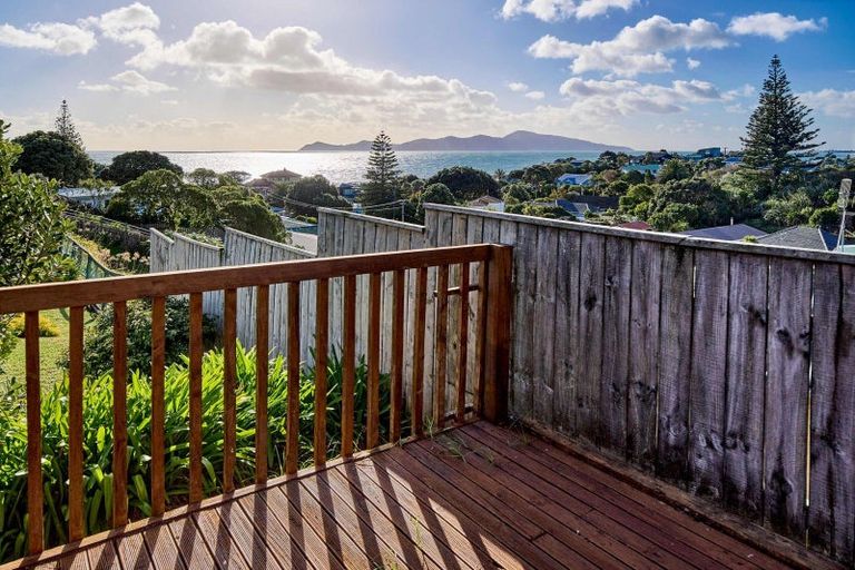 Photo of property in 5 Porter Place, Paekakariki, 5034