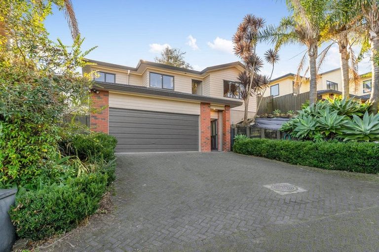 Photo of property in 18 Mckinley Road, Sunnyvale, Auckland, 0612