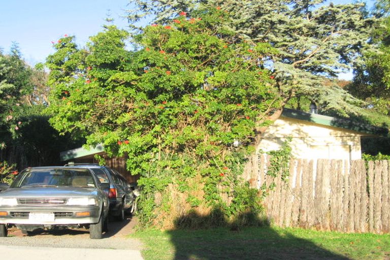 Photo of property in 4 Martin Road, Paraparaumu Beach, Paraparaumu, 5032