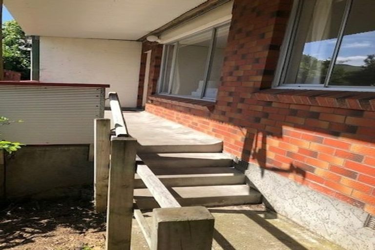 Photo of property in 1/153 Main Road, Tawa, Wellington, 5028