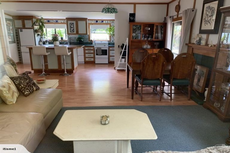 Photo of property in 264 Thames Coast Sh25 Road, Thornton Bay, Thames, 3575