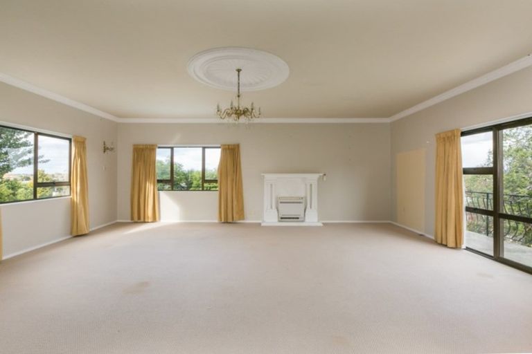 Photo of property in 2 Ewan Place, Taradale, Napier, 4112